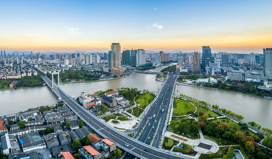 浙江经济发展与环境可持续性的平衡之道探讨